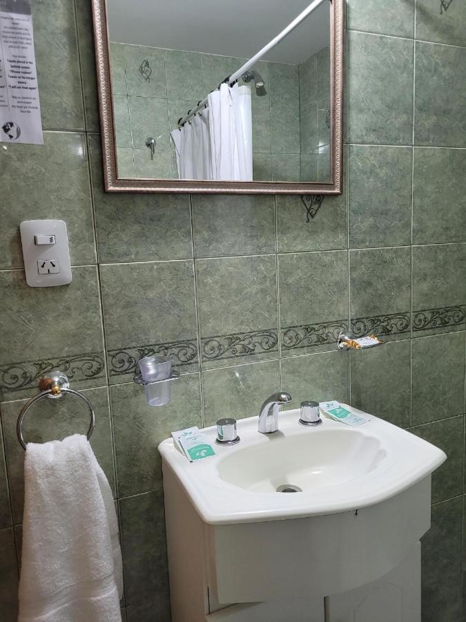 Ruca Nel Hotel El Calafate Kültér fotó